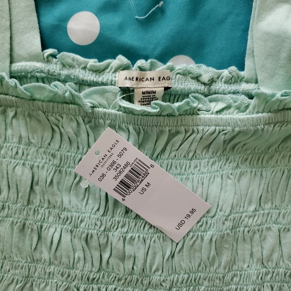 AE Smock Crop Top - Picture 2 of 4